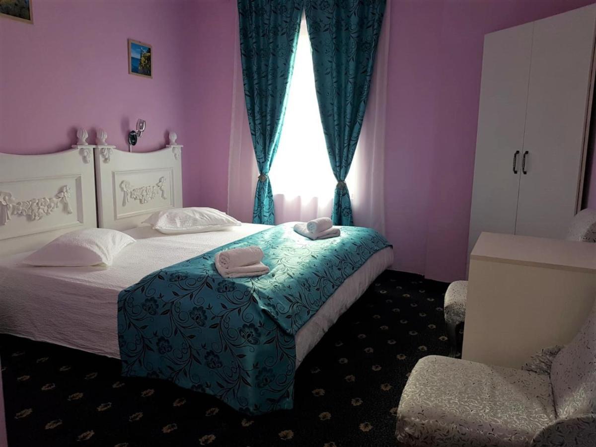 Hotel Darosy Arad Exterior foto